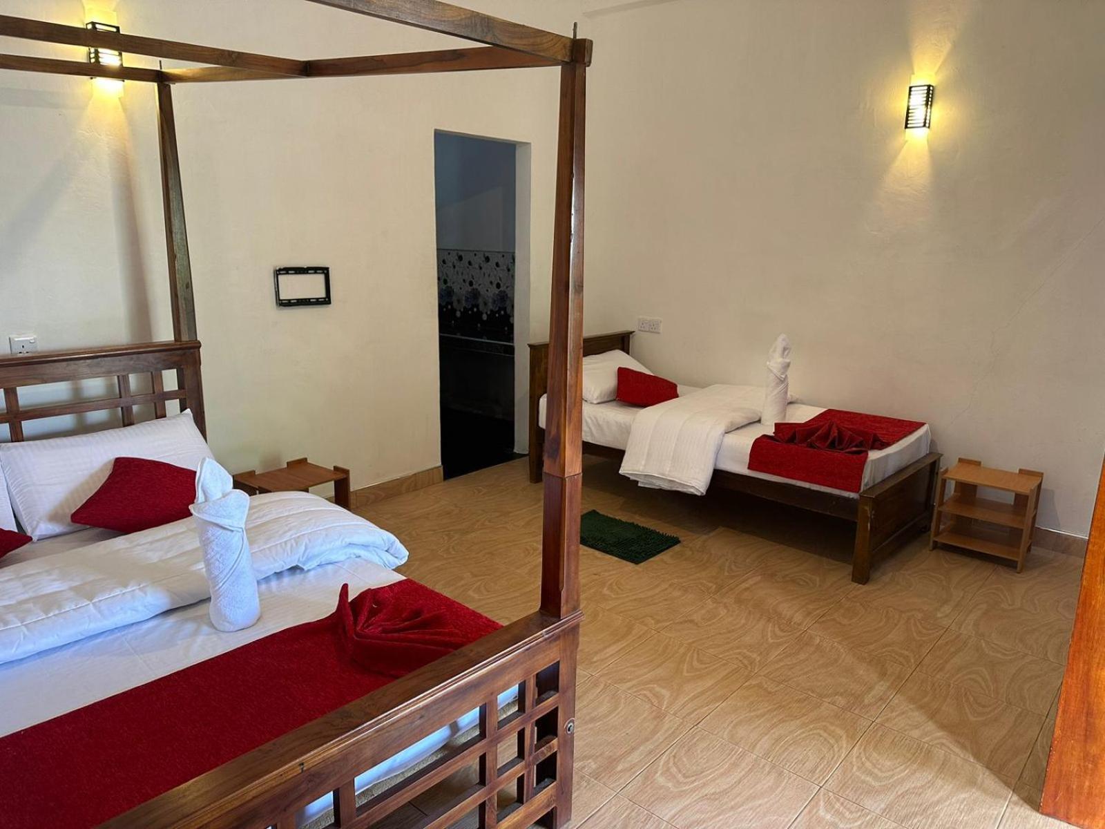 T-More Hotel & Hostel Ела Екстериор снимка