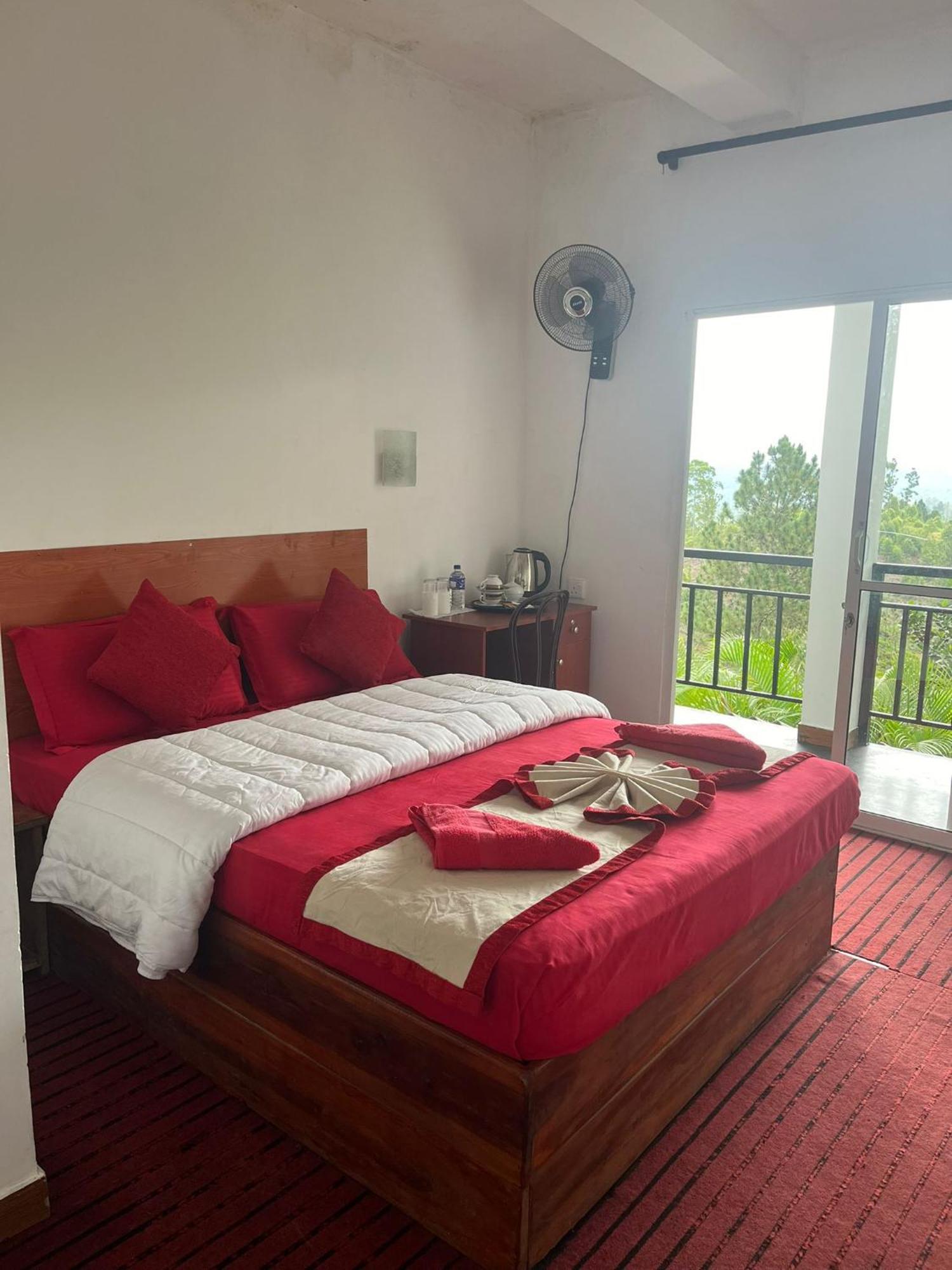 T-More Hotel & Hostel Ела Екстериор снимка